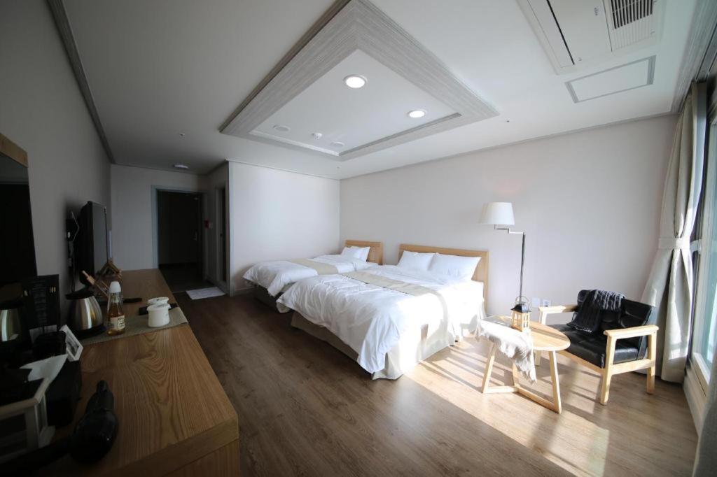 Hotel Aroha Jeju Seogwipo Dış mekan fotoğraf