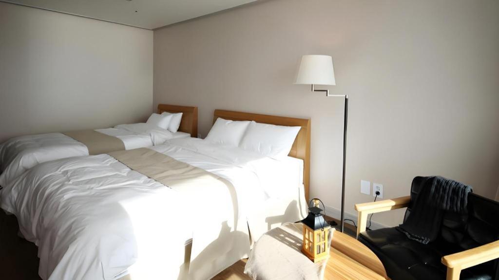 Hotel Aroha Jeju Seogwipo Dış mekan fotoğraf