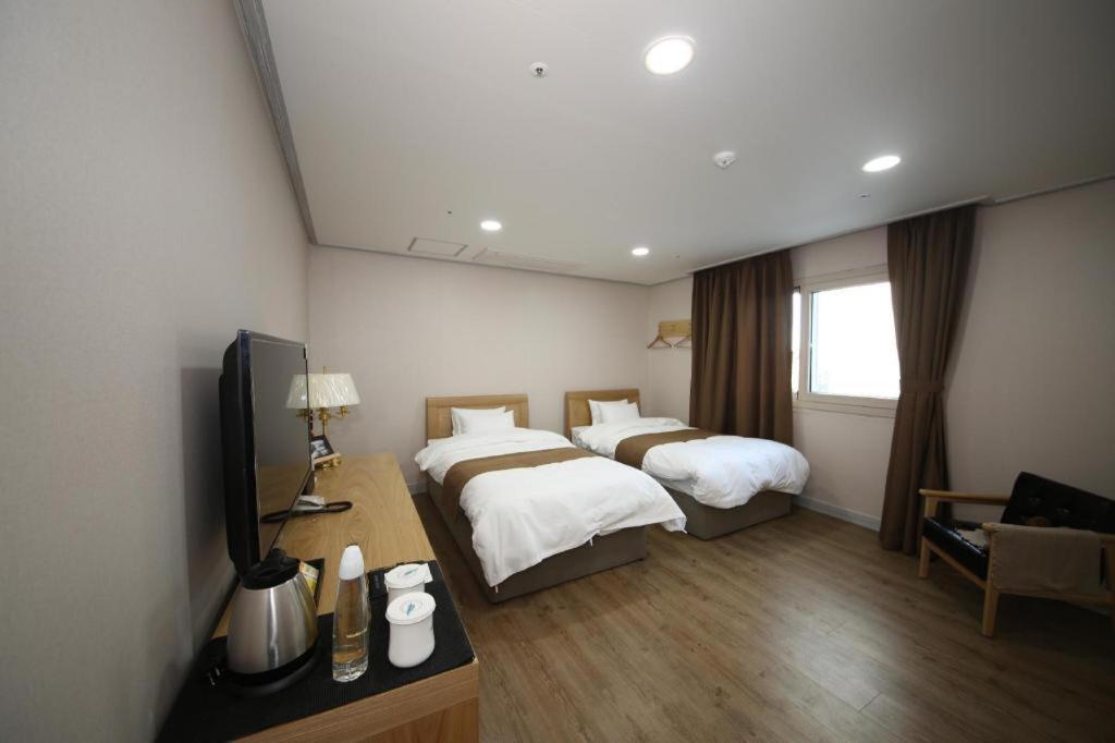 Hotel Aroha Jeju Seogwipo Dış mekan fotoğraf