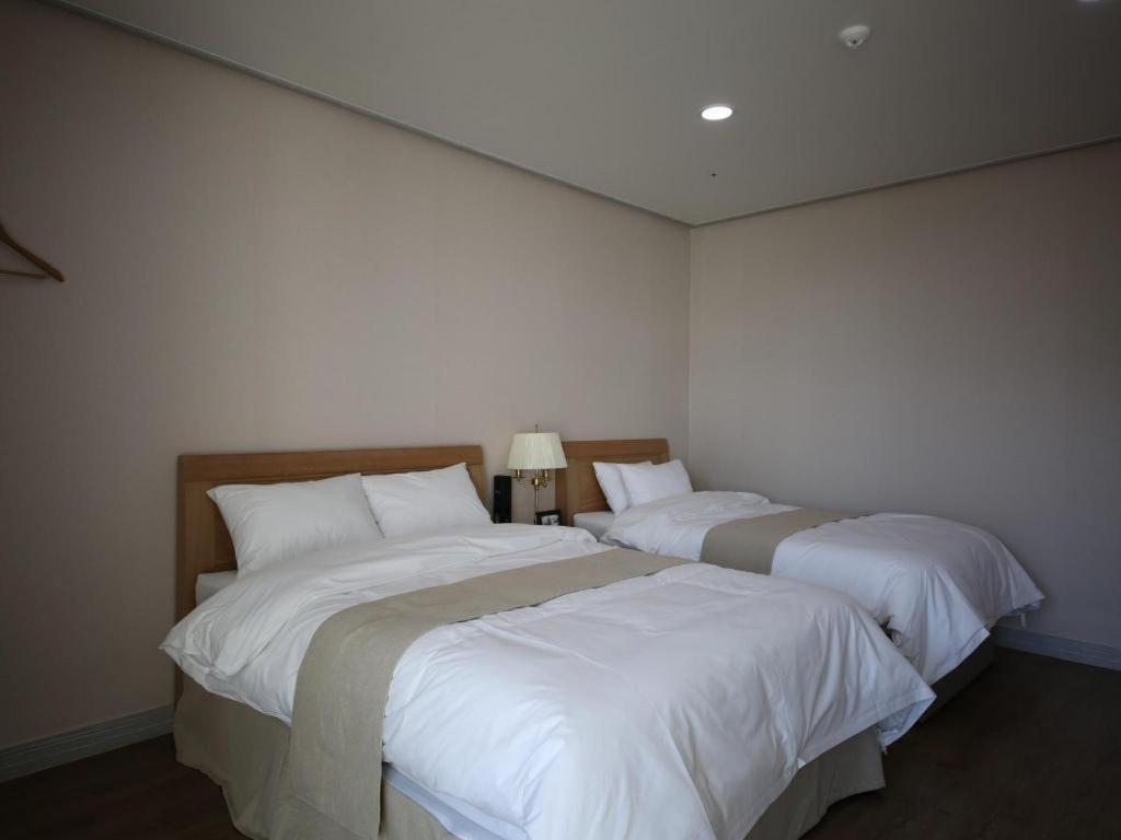 Hotel Aroha Jeju Seogwipo Dış mekan fotoğraf