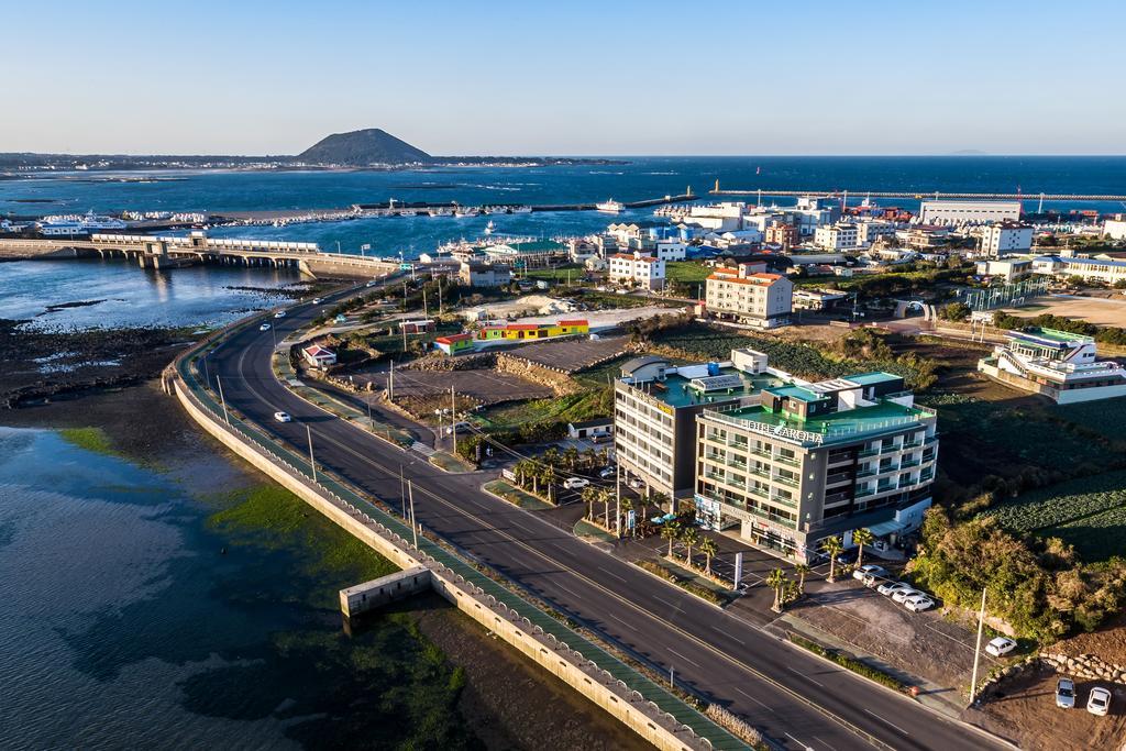 Hotel Aroha Jeju Seogwipo Dış mekan fotoğraf