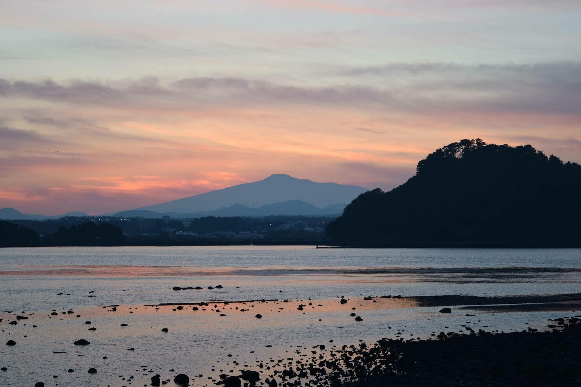 Hotel Aroha Jeju Seogwipo Dış mekan fotoğraf